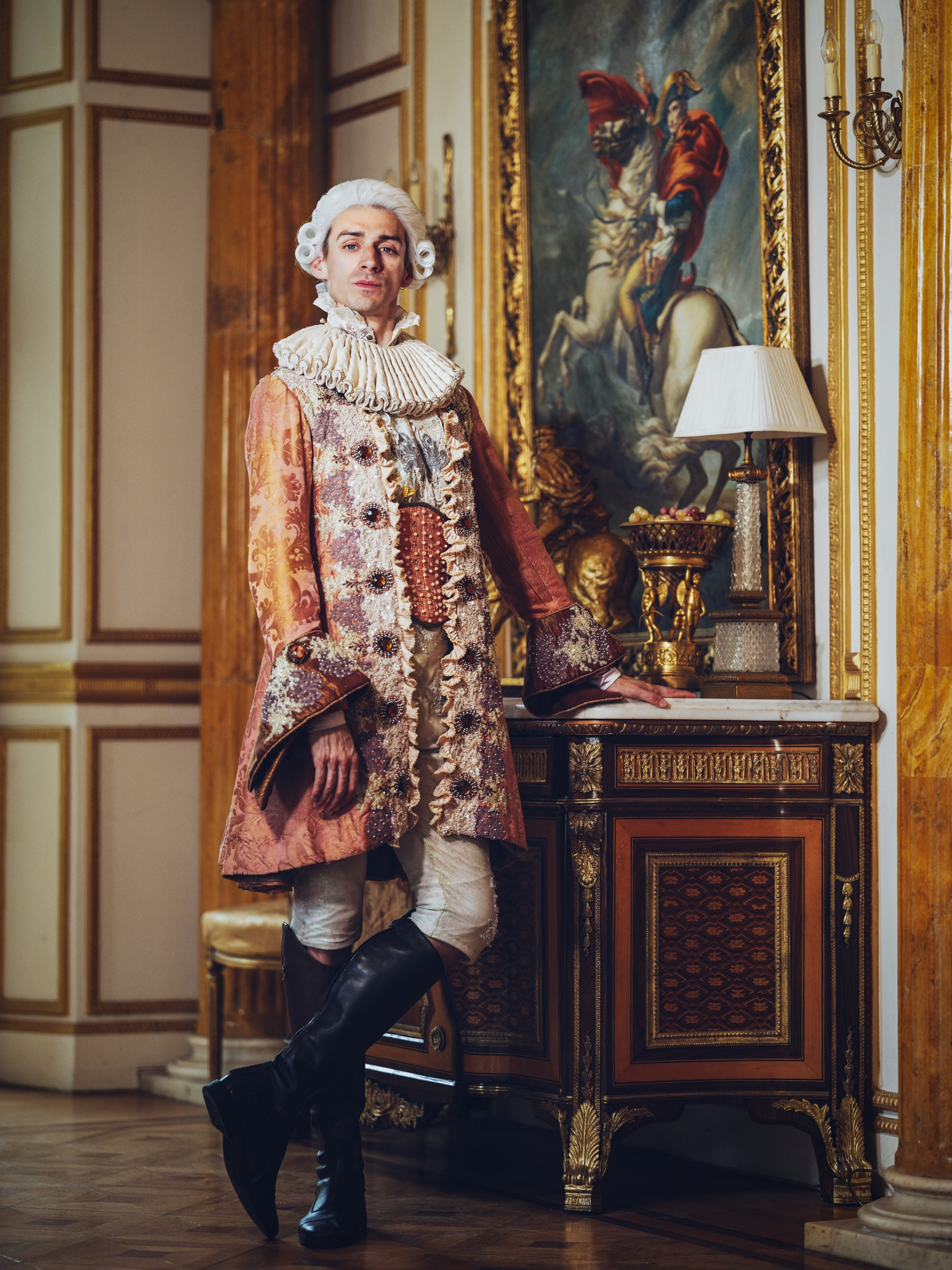 Spotlight gatsby costume hotsell